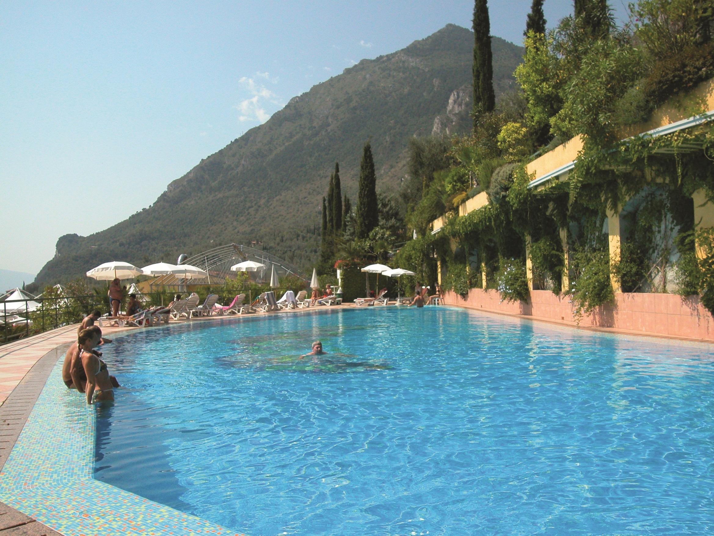 Hotel San Pietro Limone sul Garda Extérieur photo
