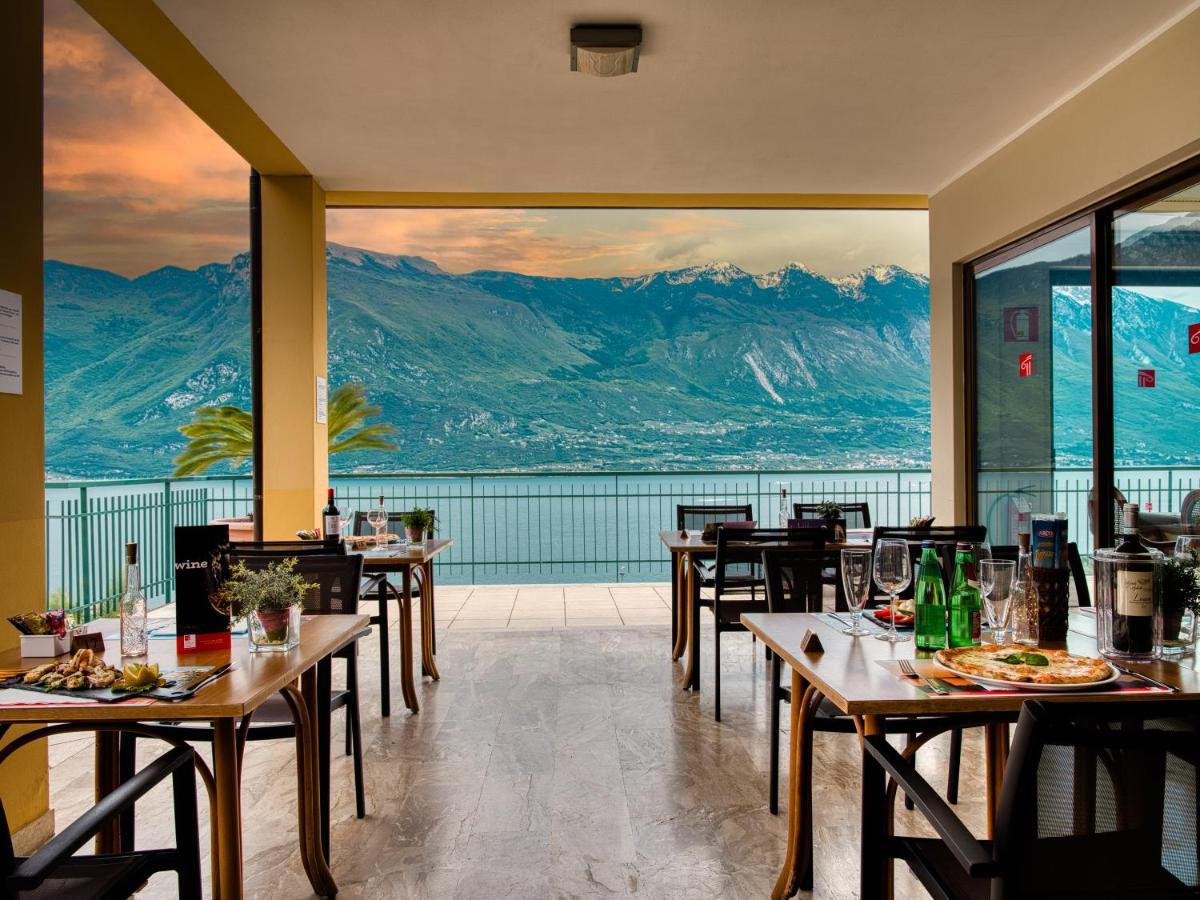 Hotel San Pietro Limone sul Garda Extérieur photo