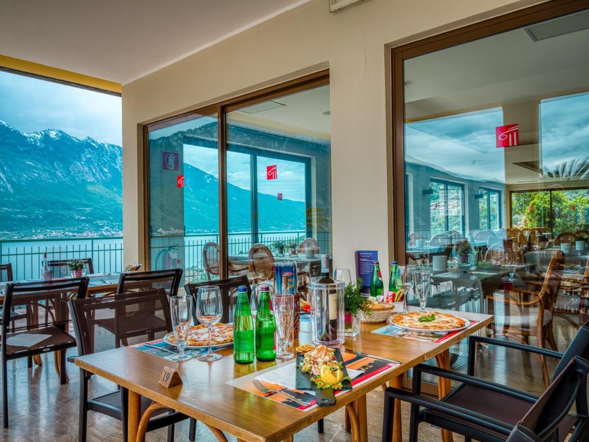 Hotel San Pietro Limone sul Garda Extérieur photo